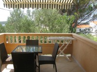 Balkon zum Fruehstucken